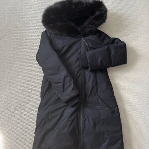 Aritzia Babaton winter parka size M